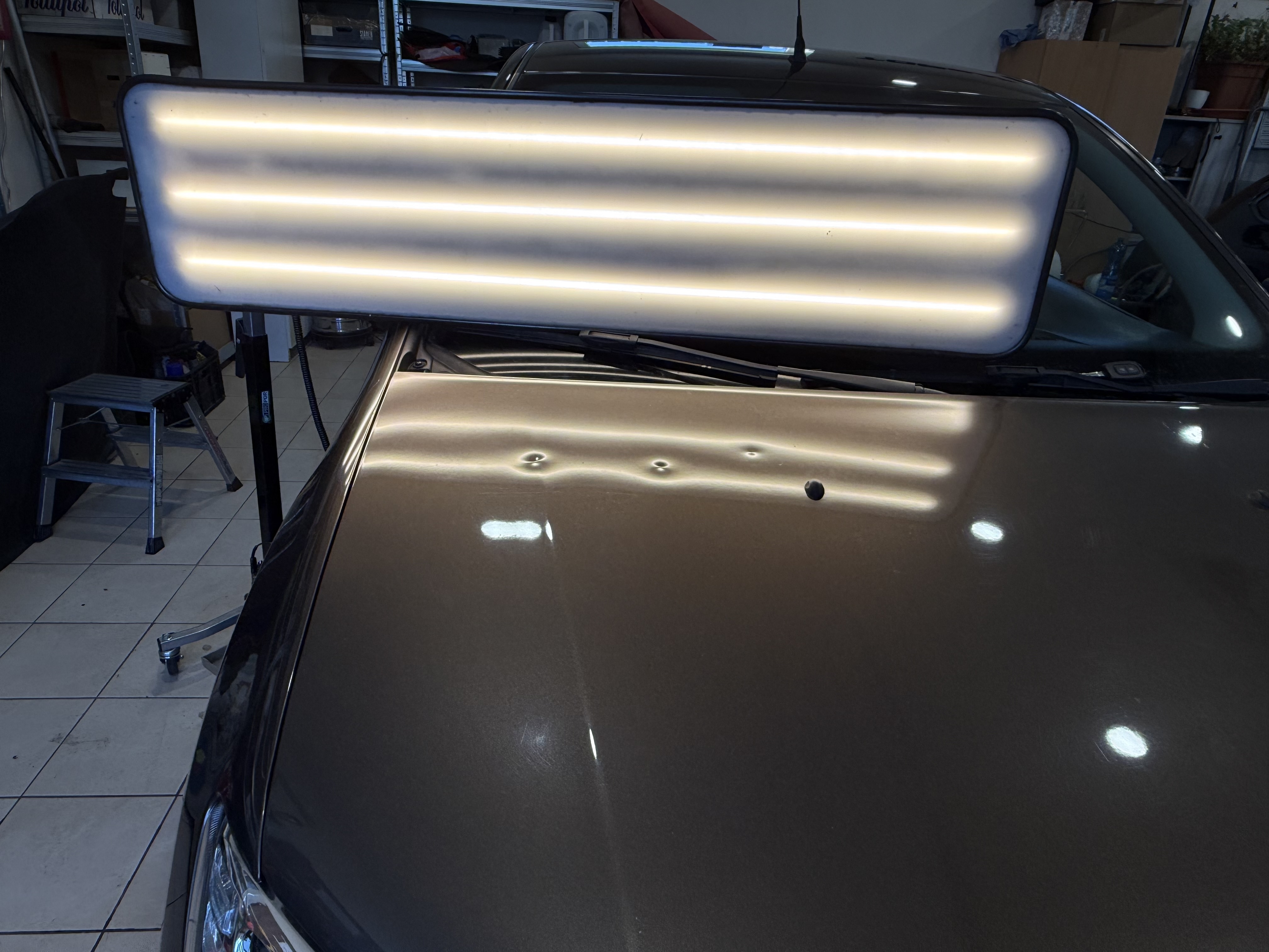 Opravy po krupobití - Před opravou